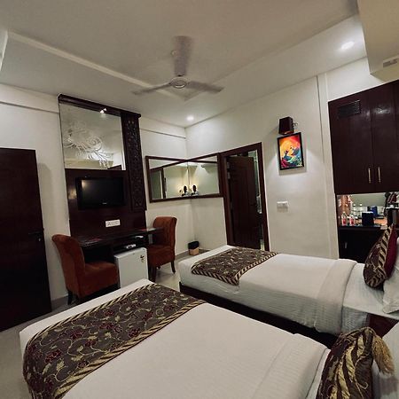 Taj Inn Hotel Agra  Eksteriør billede