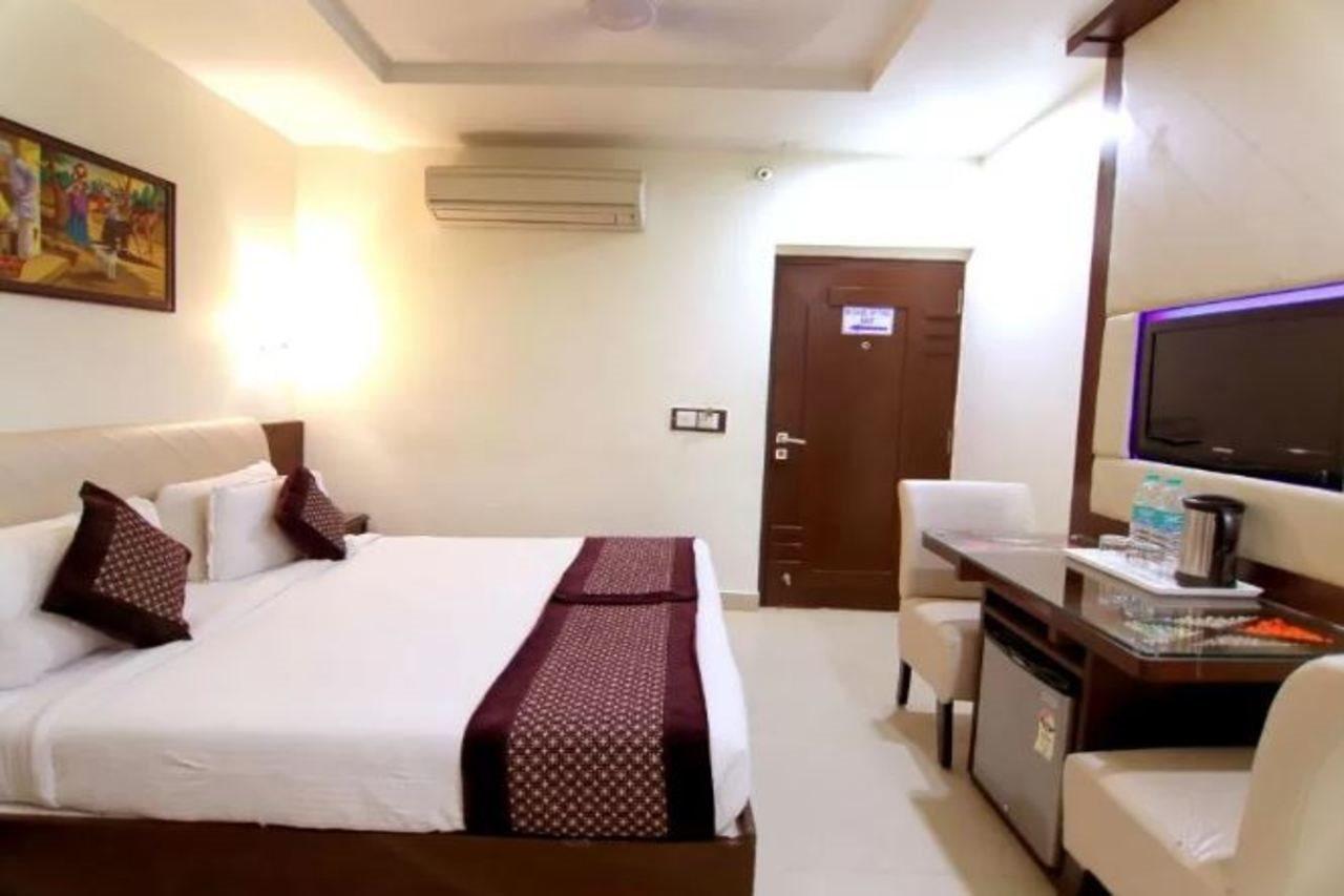 Taj Inn Hotel Agra  Eksteriør billede