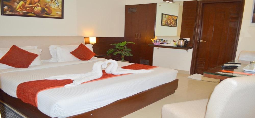 Taj Inn Hotel Agra  Eksteriør billede