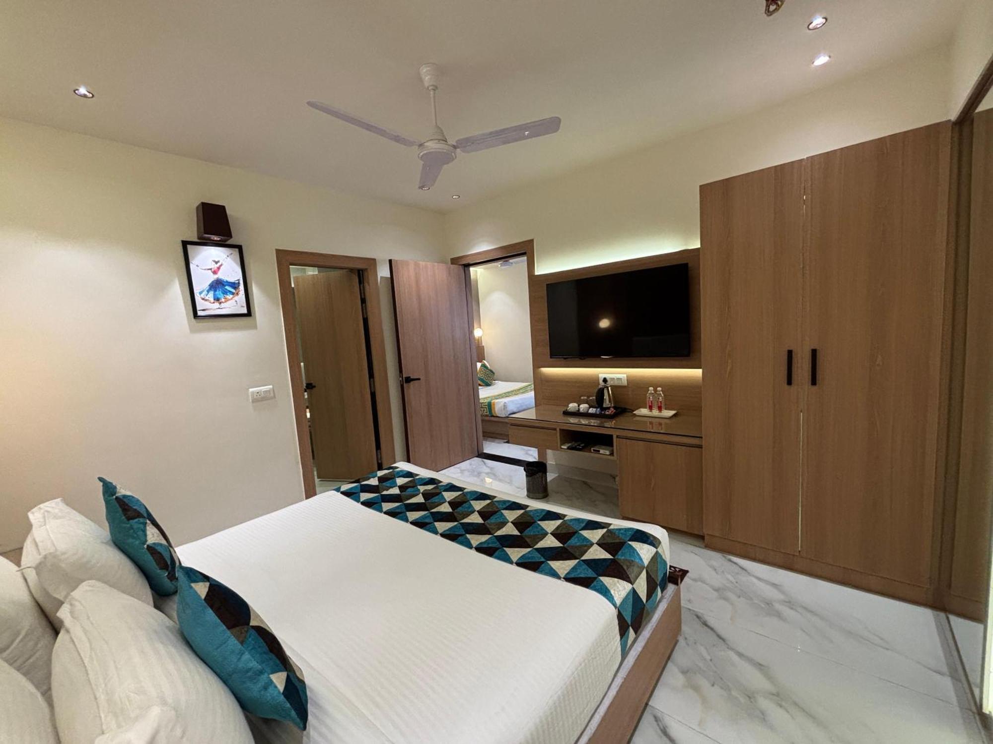 Taj Inn Hotel Agra  Eksteriør billede