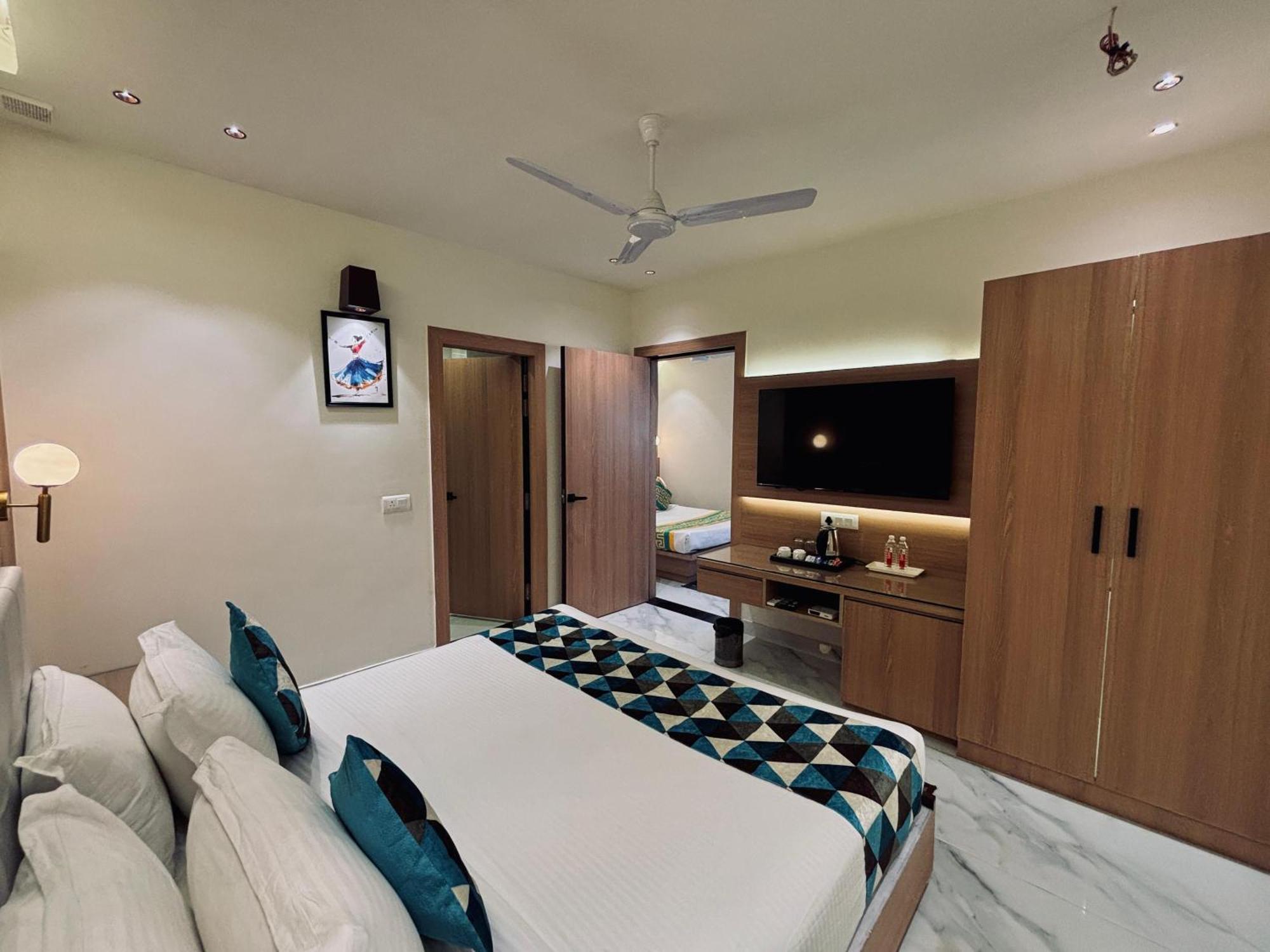 Taj Inn Hotel Agra  Eksteriør billede